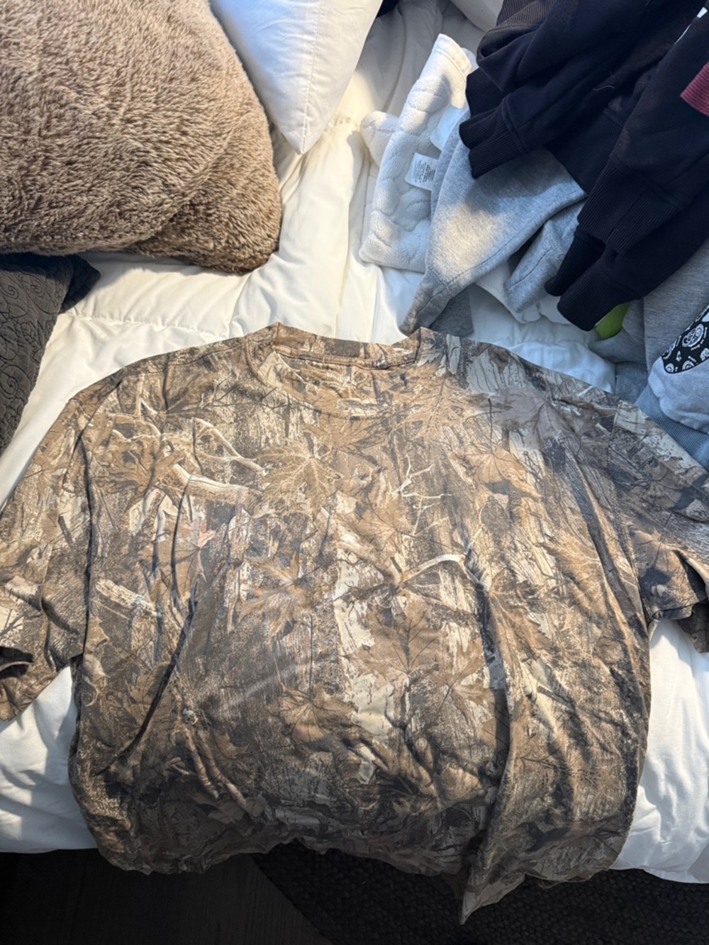 Men's Camo Short Sleeve T-Shirt - Earth Tone Hunting Print